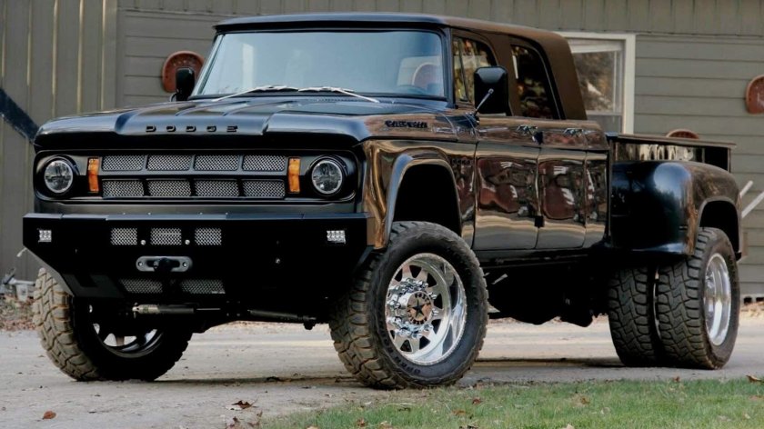 Dodge Power Wagon d200