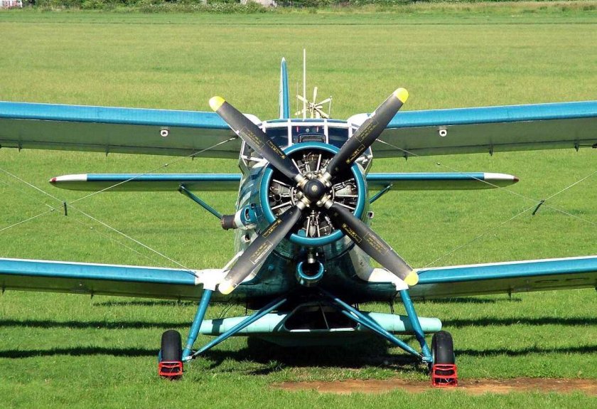 Кукурузник АН-2