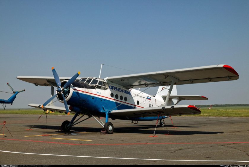 АН 2 бомбардировщик