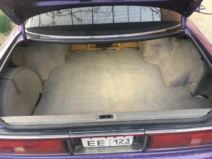 Тойота Марк 2 багажник