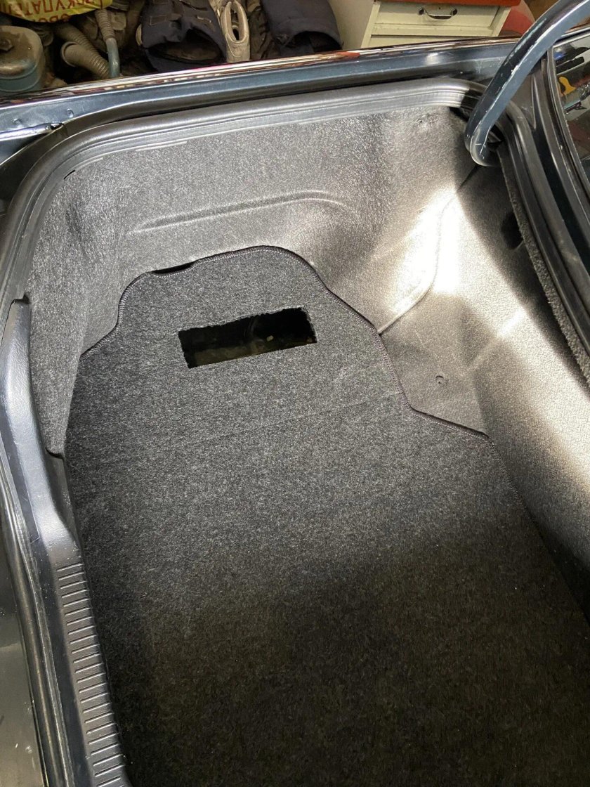 Обшивка багажника Тойота Чайзер 100