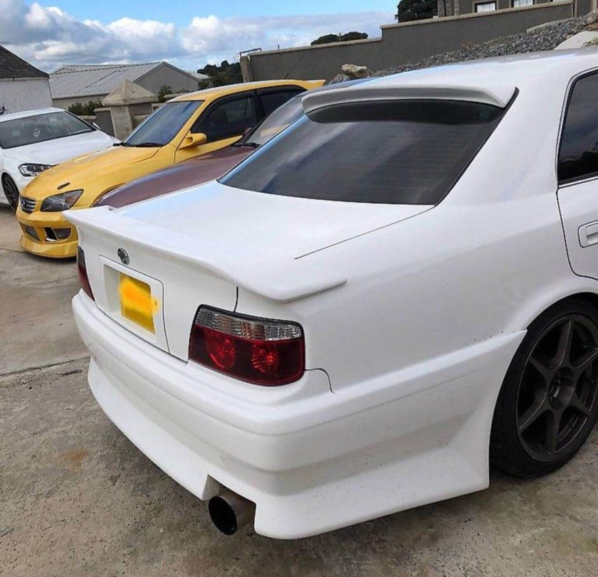 Toyota chaser jzx 100