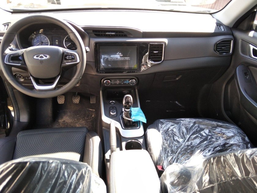 Чери Тигго 4 салон