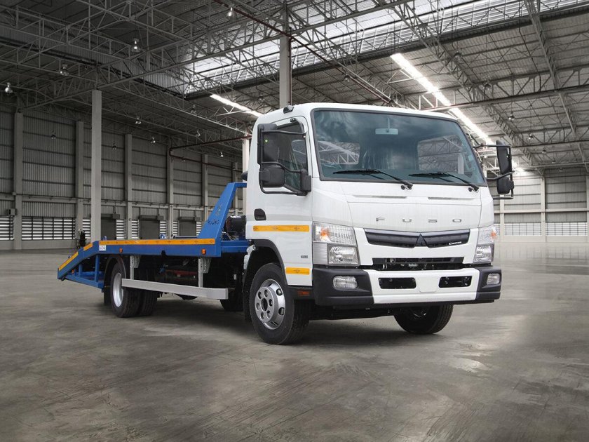 Mitsubishi Fuso Canter эвакуатор