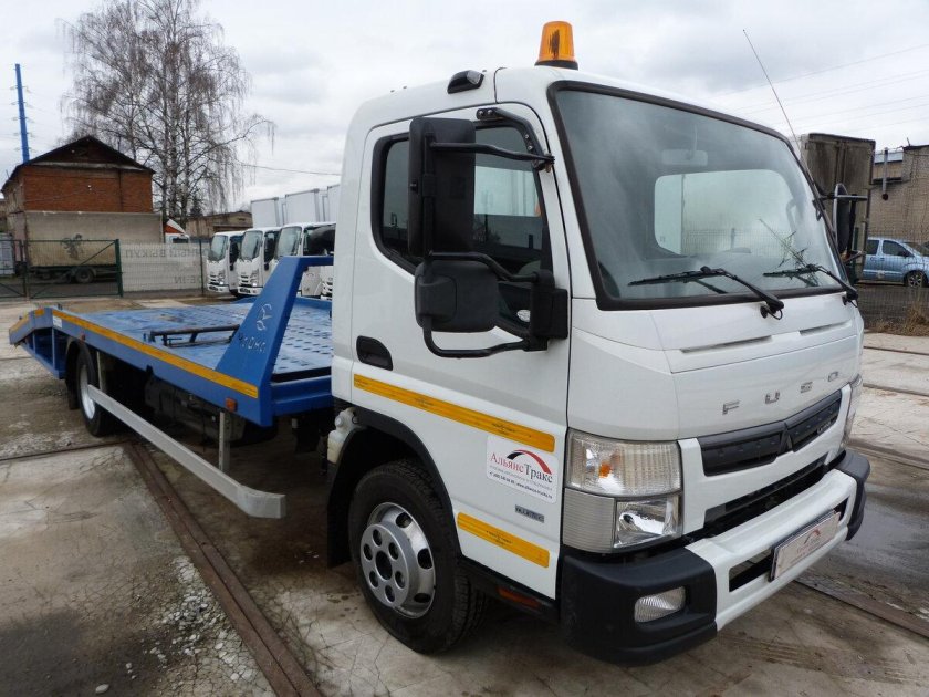 Митсубиси Фусо 2019