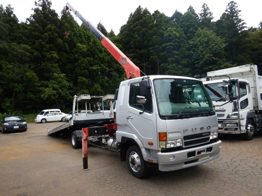 Mitsubishi Fuso Fighter манипулятор