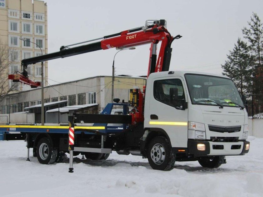 Mitsubishi Fuso Canter с КМУ