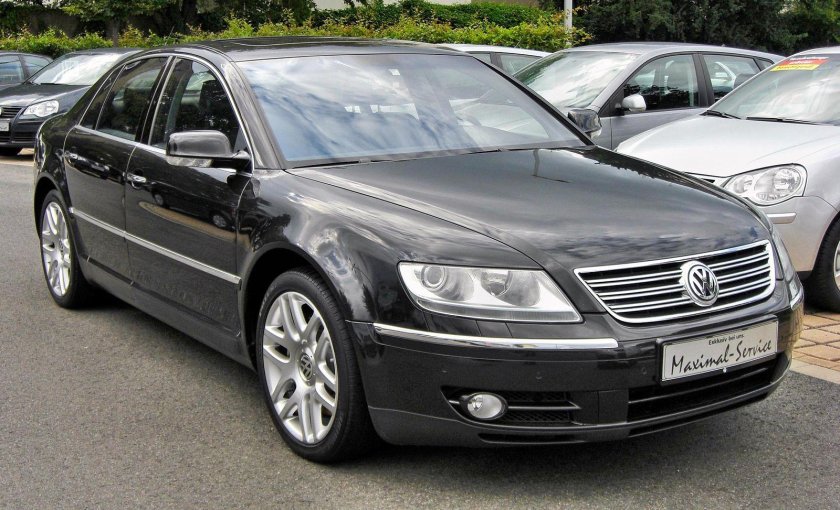 VW Phaeton w12