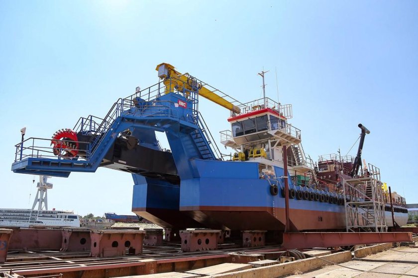 93.159 Земснаряд