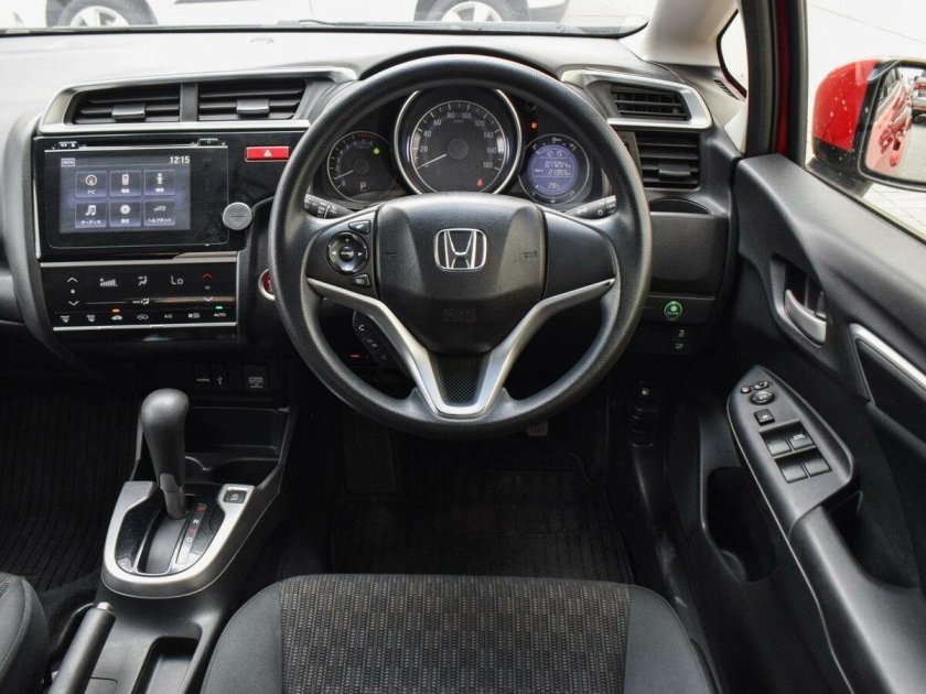 Honda Fit 2017 салон