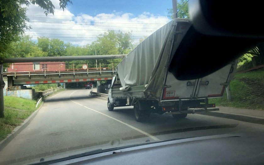 Мост глупости в Москве