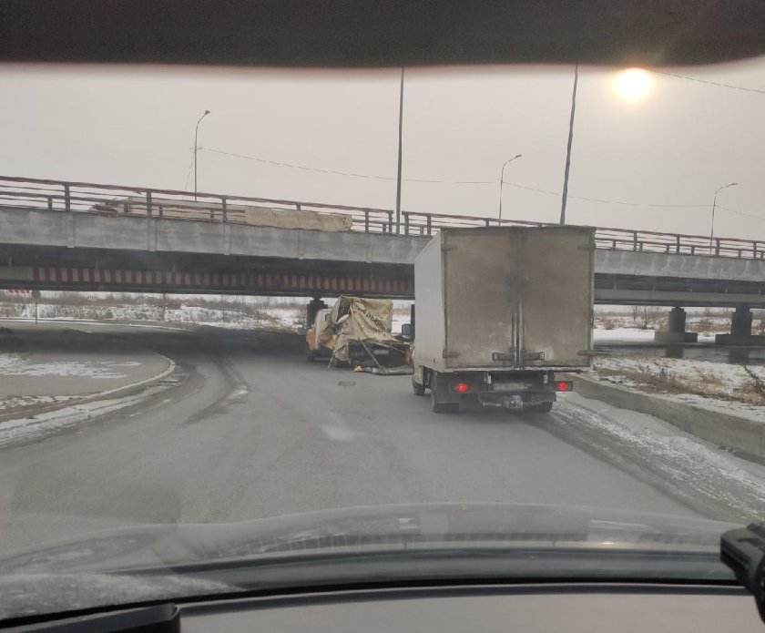 Мост глупости в Санкт-Петербурге на Софийской