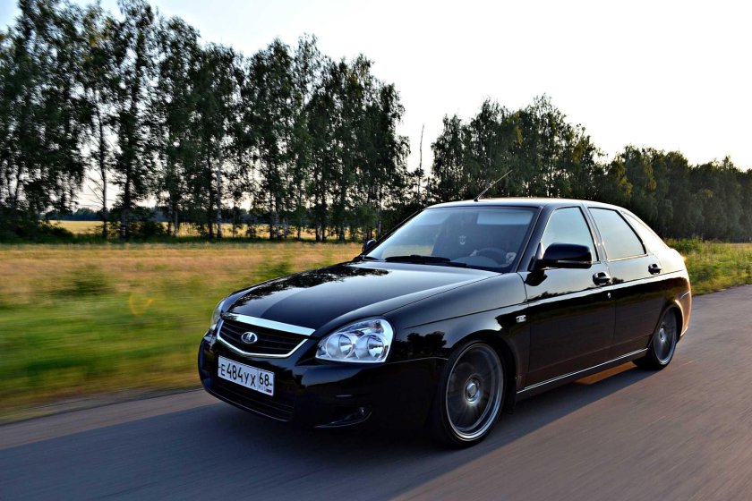 Lada Priora хэтчбек Lada Priora