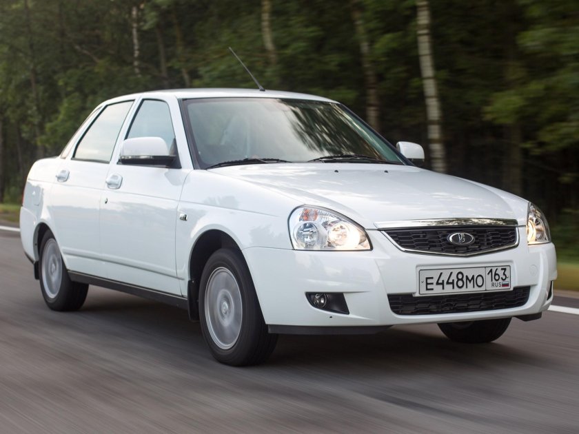 Лада Приора седан