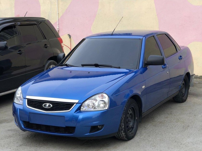 Лада Приора мускари седан