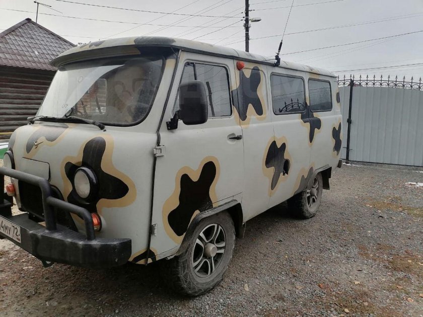 Купить УАЗ буханку 2012 года