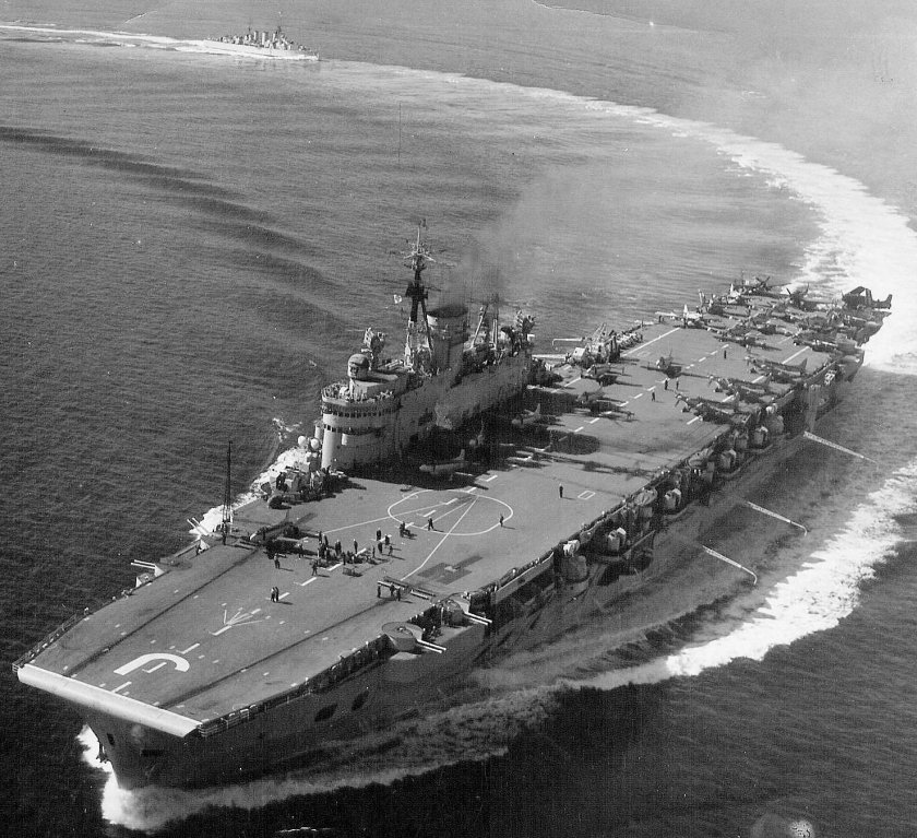 Авианосец HMS Eagle