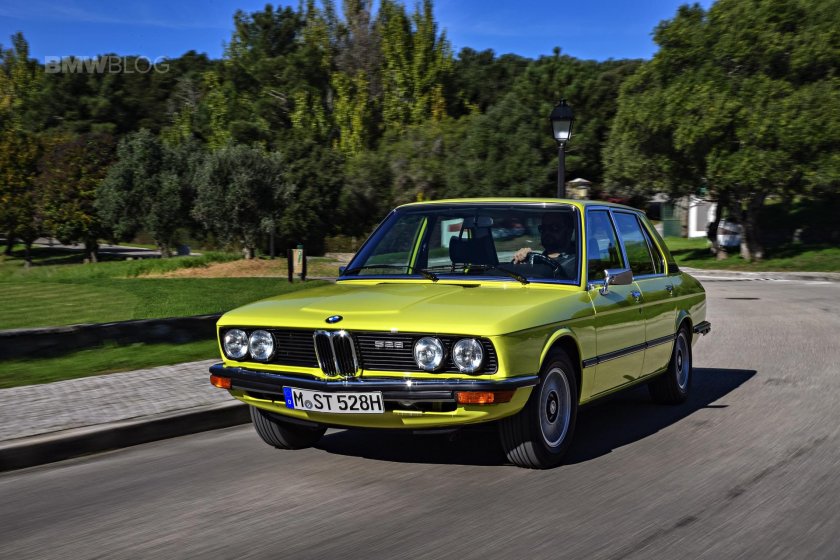 БМВ е12 528
