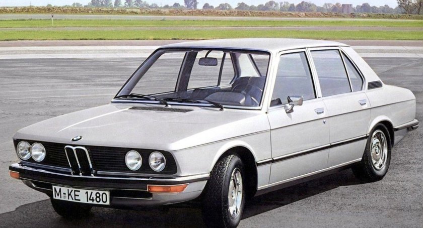 BMW 5 Series (e12)