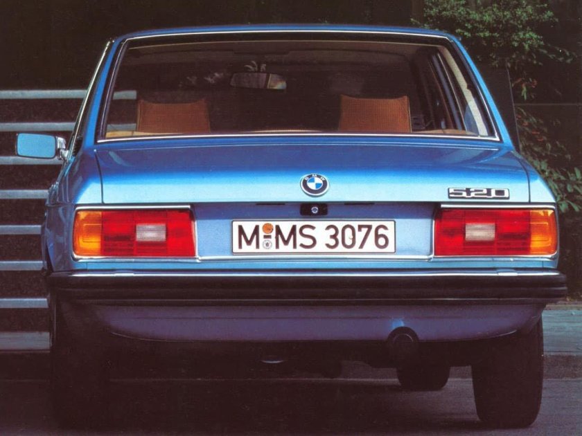 BMW 5 Series (e12)