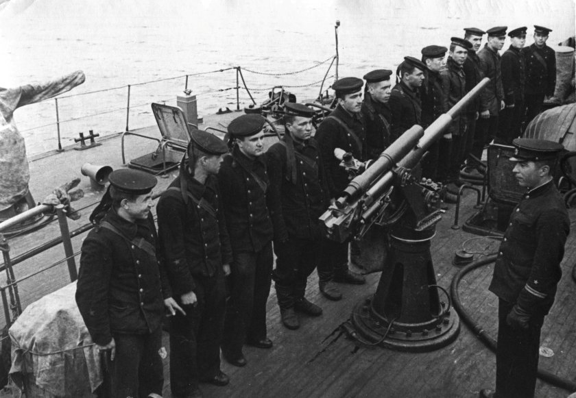 Матросы Балтийского флота 1941