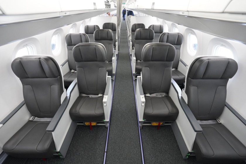 Embraer rj170 s7 салон