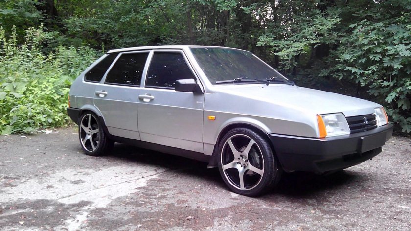 ВАЗ 2109 серебристый металлик