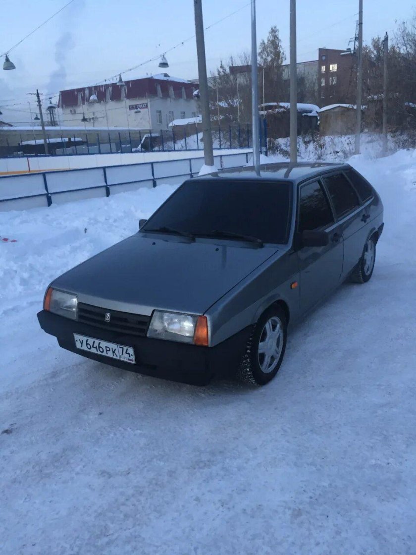 ВАЗ 2109 черная тонированная