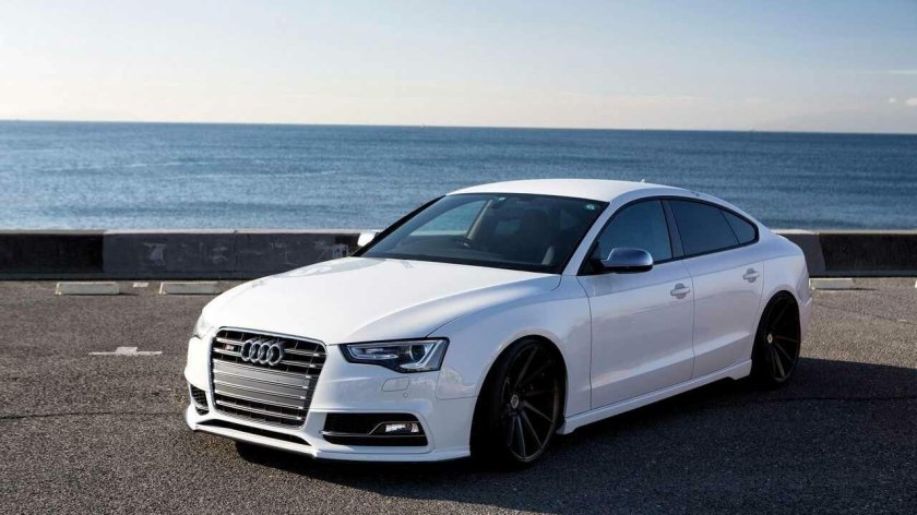 Audi s5 белая