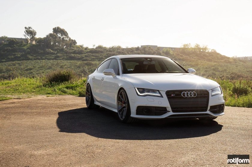 Ауди а7 белая