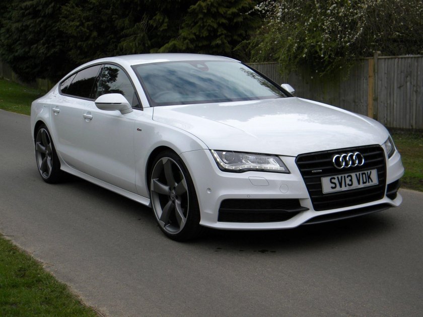 Ауди а7 белая