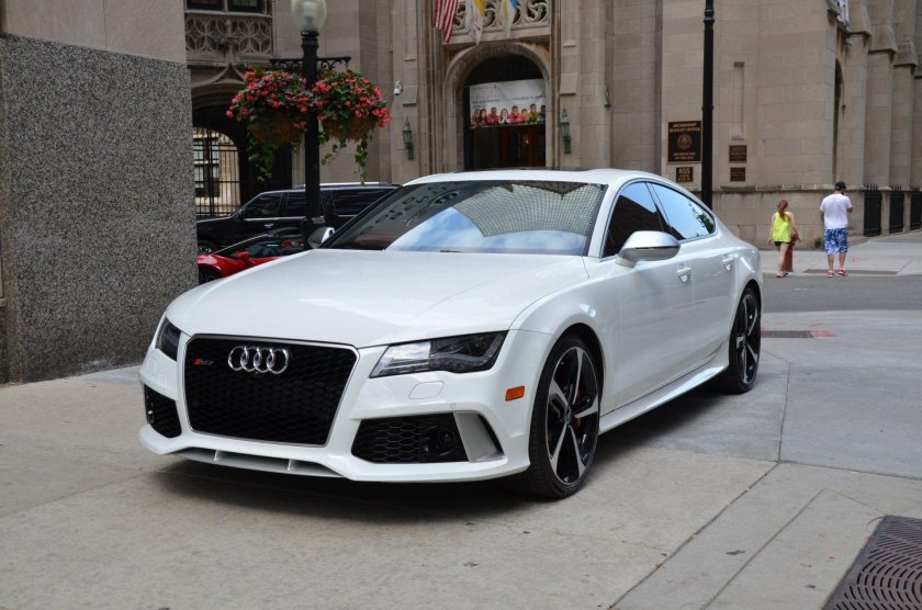 Audi rs7 белая