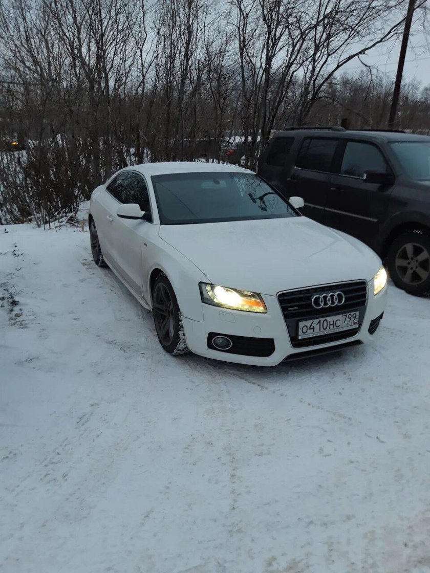 Ауди а6 с6 белая