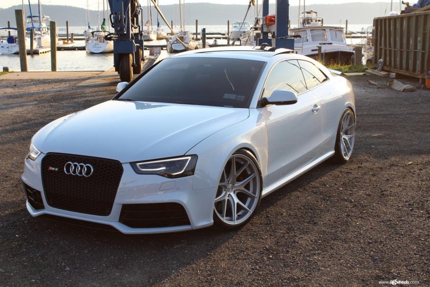 Audi rs5 b8