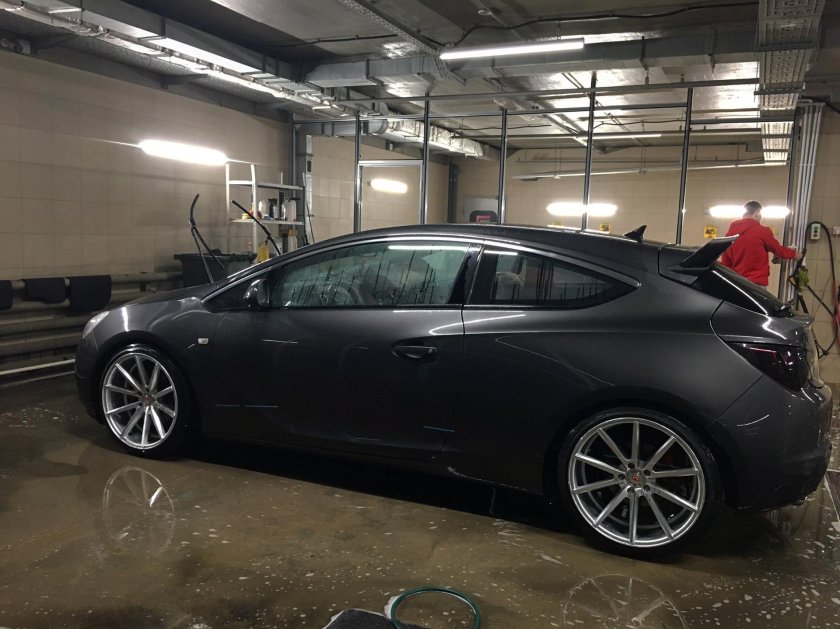 Opel Astra j GTC r18