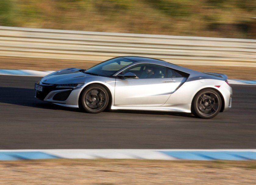Honda NSX 2016