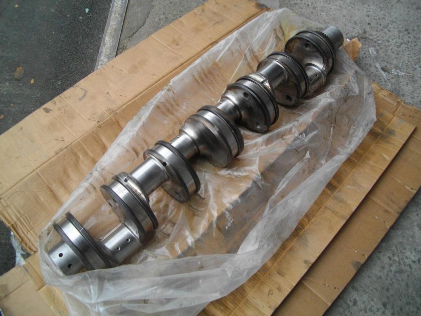 Коленчатый вал ЯМЗ 240