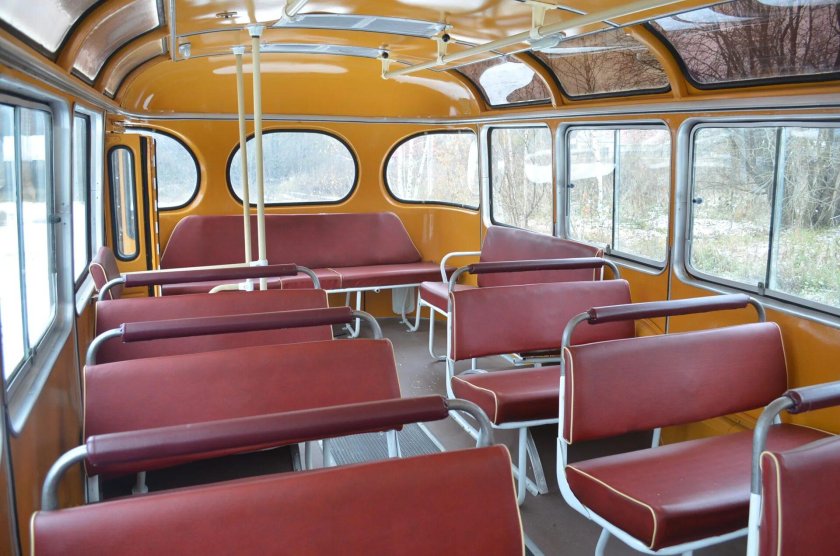 ПАЗ 672 3201 салон