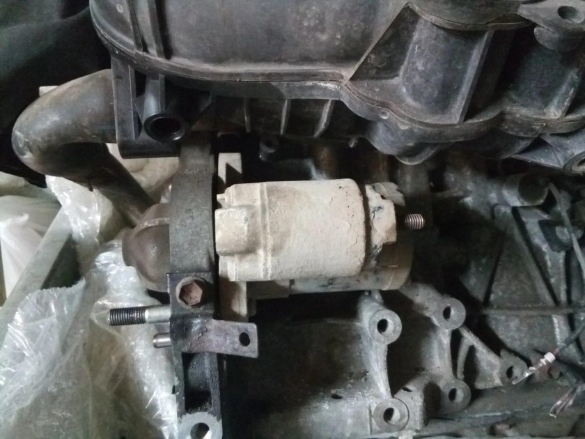 Стартер Сузуки Свифт