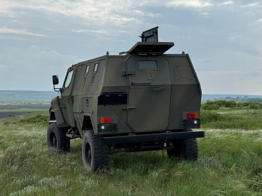 Бронеавтомобиль срм-1 козак