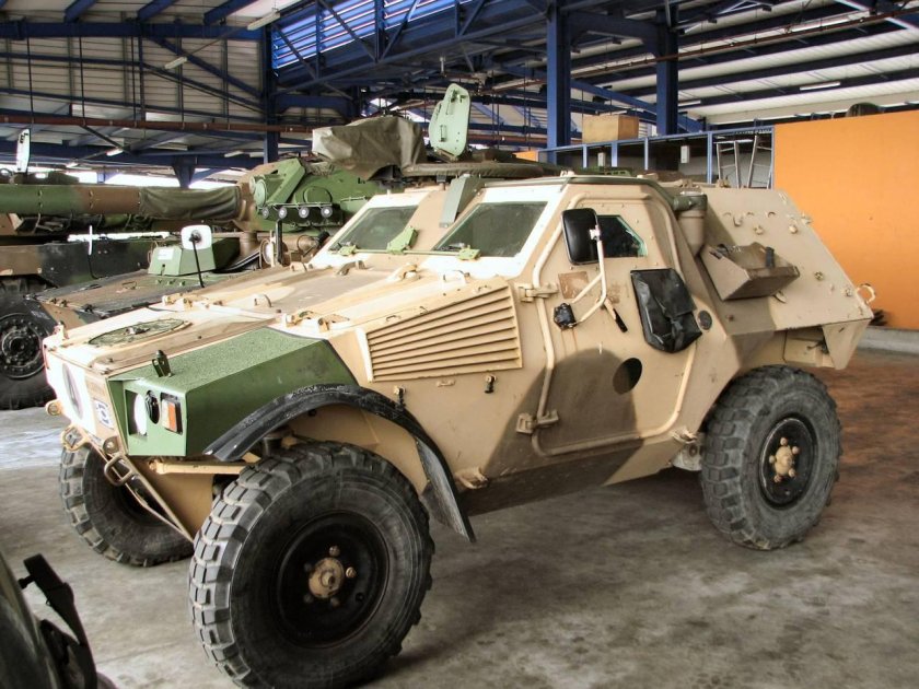 VBL бронеавтомобиль