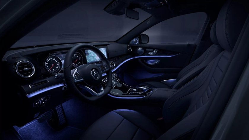 Mercedes e class w213 салон ночью