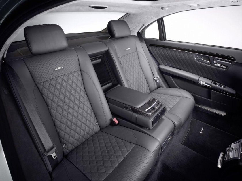 Mercedes 221 салон сзади