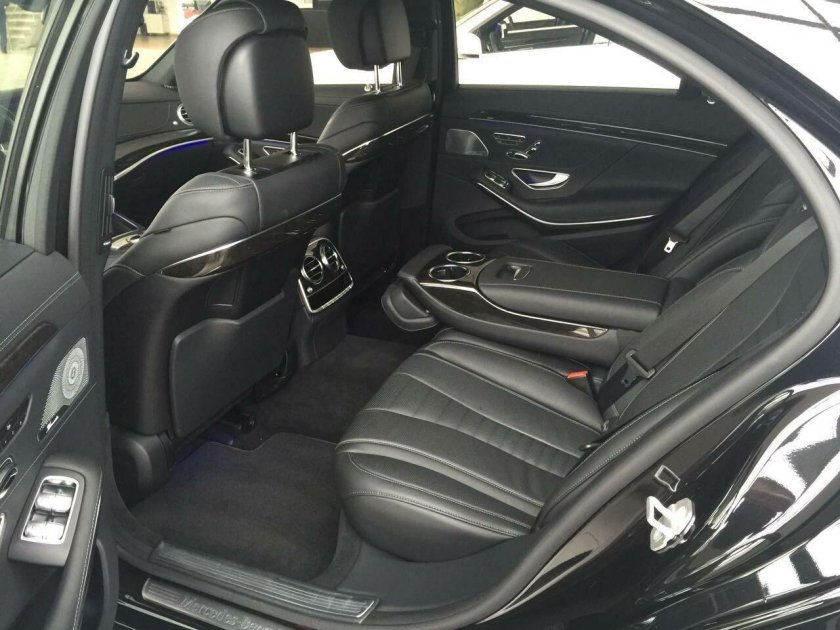 Мерседес 222 салон чёрный