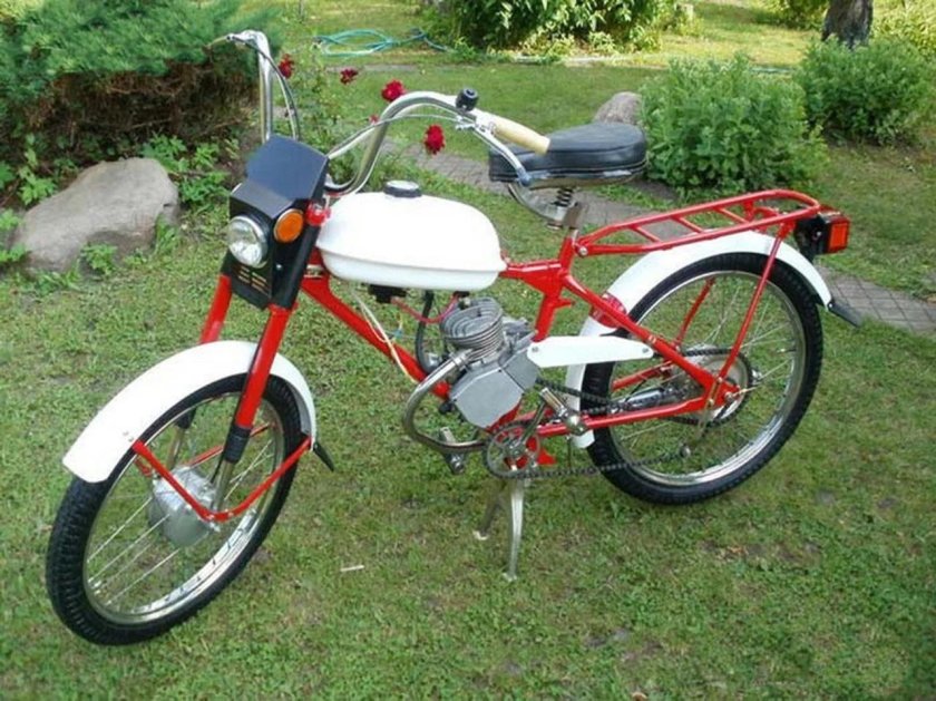 Советский мопед Рига 13