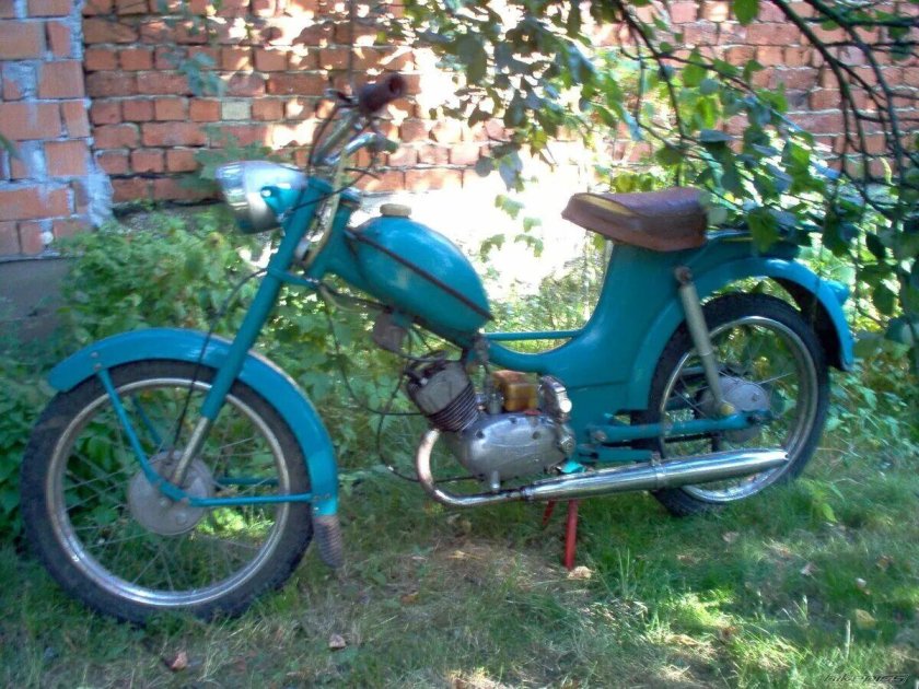 Мопед Верховина с педалями