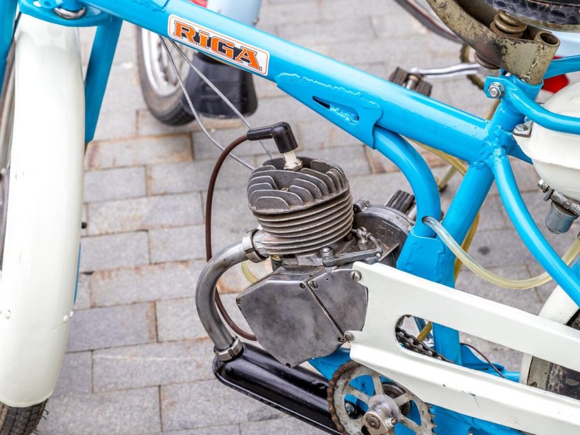 Мопед Рига 11