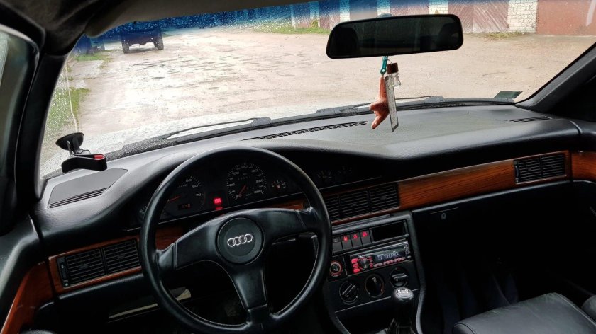 Audi 100 c4 avant салон