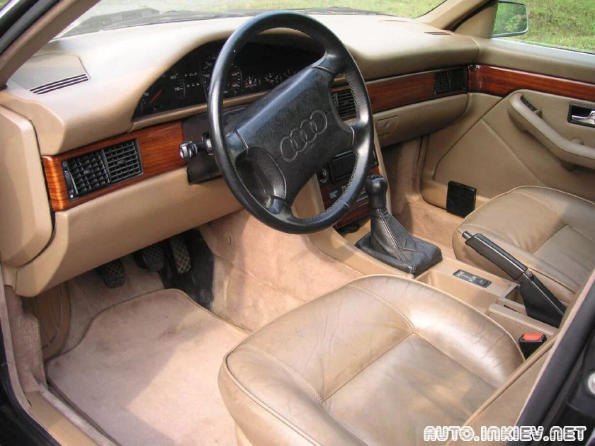 Ауди 100 с3 44 кузов салон