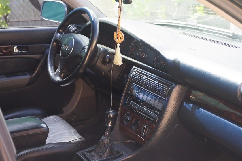 Audi 100 c4 салон